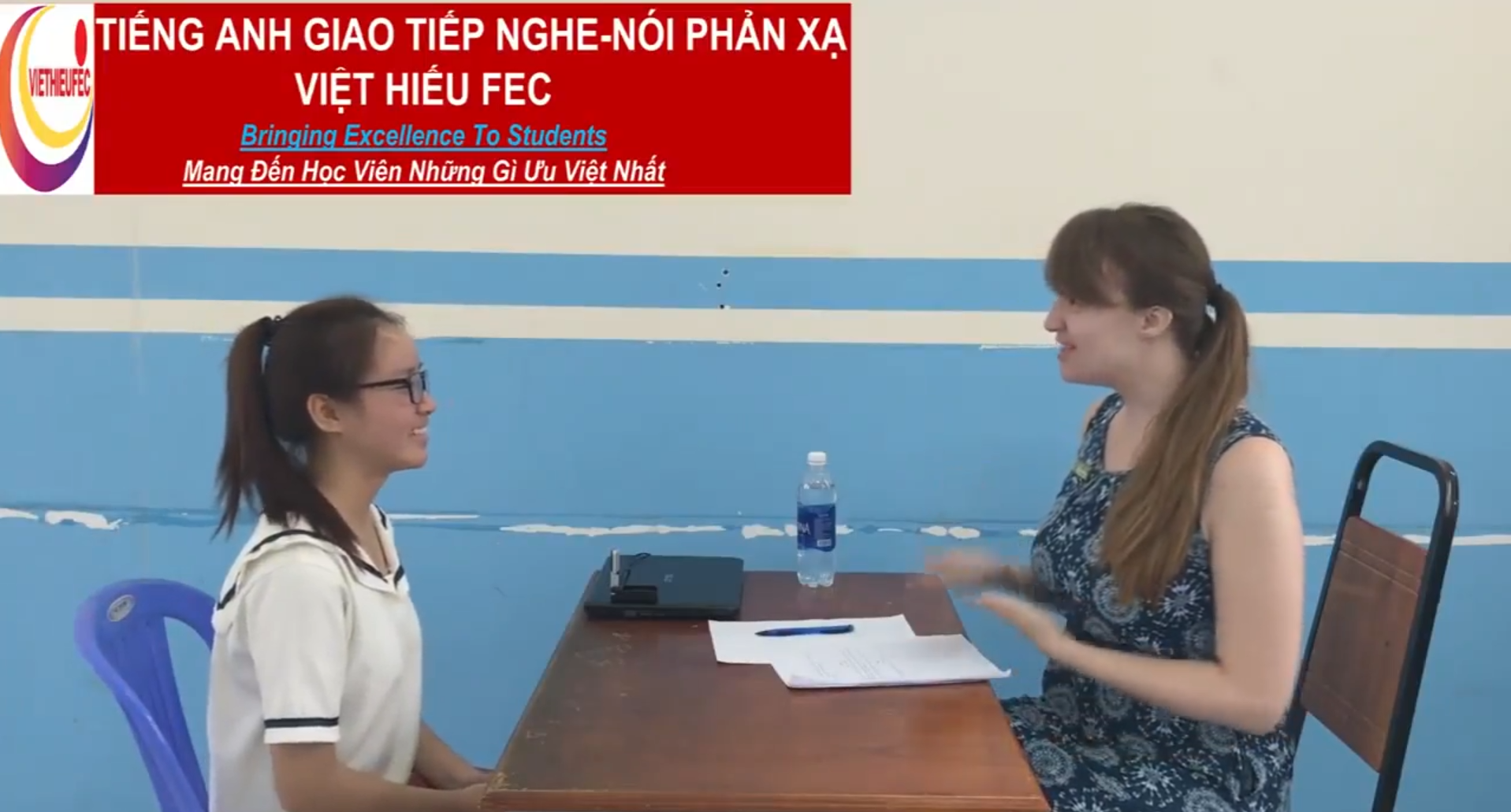 Học Viên ** NGUYỄN THỊ MAI HƯƠNG** Đã Chính Thức Hòan Tất Khóa Học 8 Tháng Tại Tiếng Anh Nghe-Nói Phản Xạ VIETHIEUFEC.